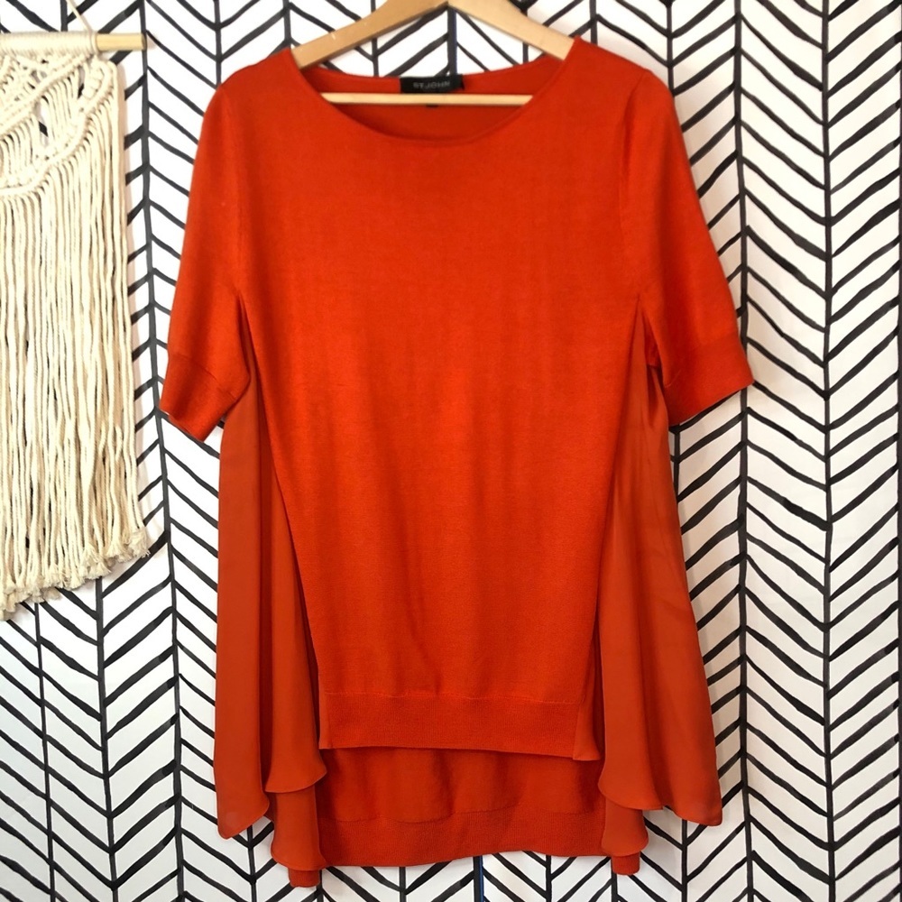ST JOHN | Jersey Knit Bateau Neck HighLow Top - Picture 4 of 12
